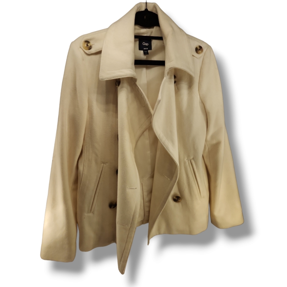 Gap coat size small